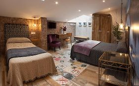 Hostal El Aparcamiento